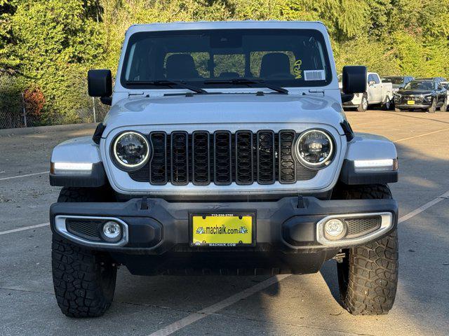 new 2025 Jeep Gladiator car, priced at $42,591