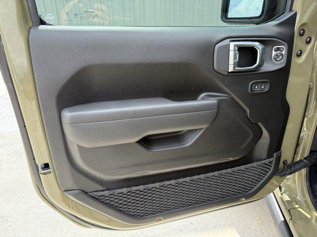 new 2025 Jeep Wrangler car, priced at $42,860