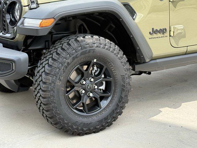 new 2025 Jeep Wrangler car, priced at $42,860