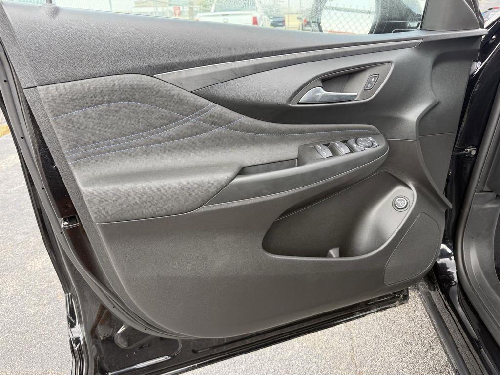 used 2025 Buick Envista car, priced at $26,000