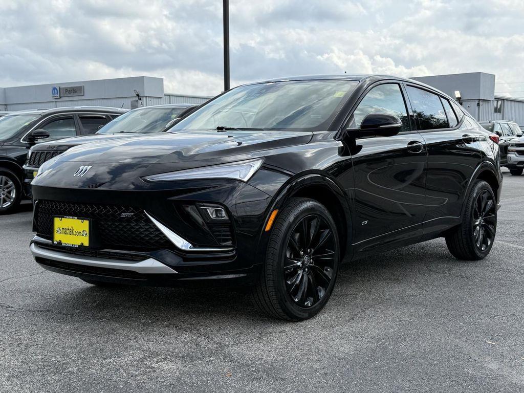 used 2025 Buick Envista car, priced at $26,000