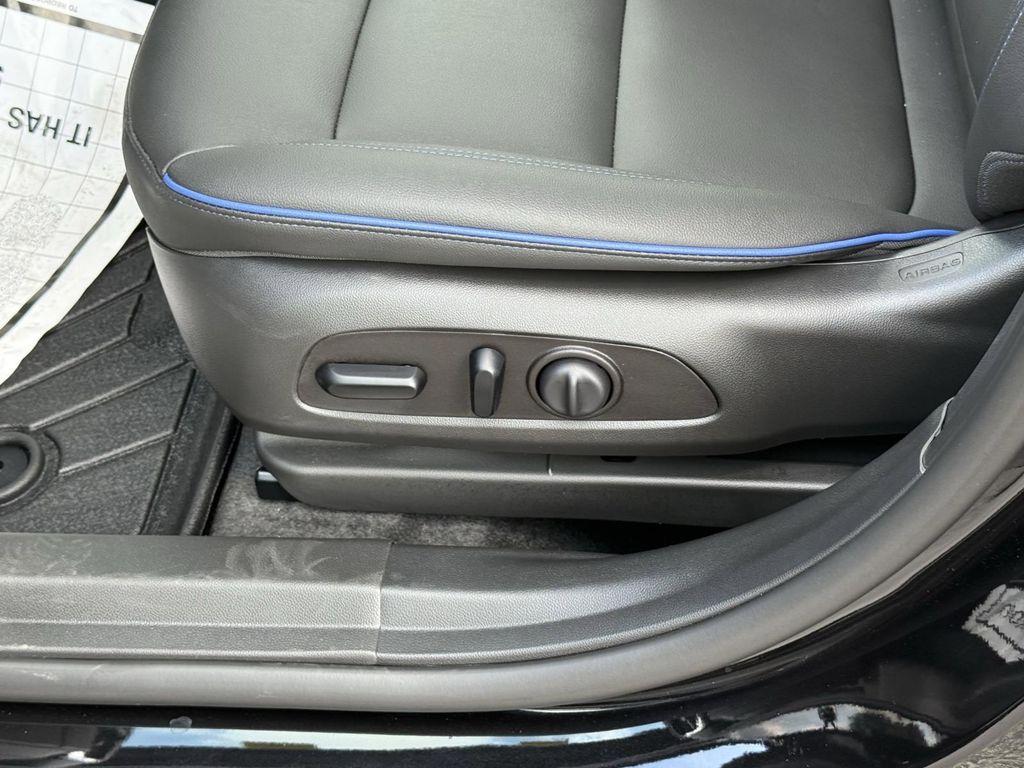 used 2025 Buick Envista car, priced at $26,000