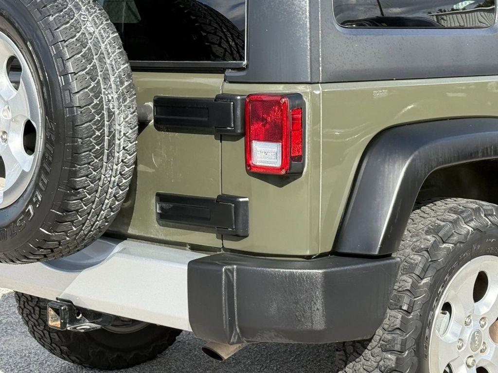 used 2015 Jeep Wrangler Unlimited car, priced at $19,000