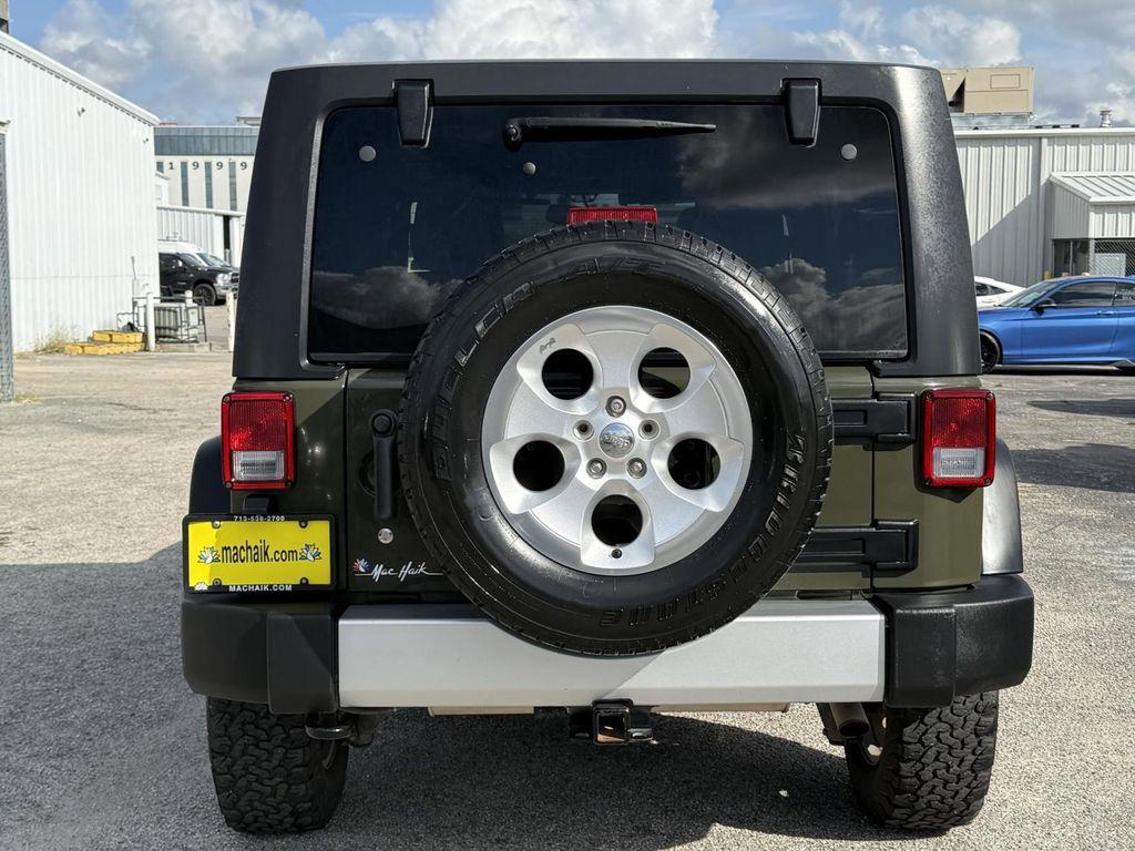 used 2015 Jeep Wrangler Unlimited car, priced at $19,000