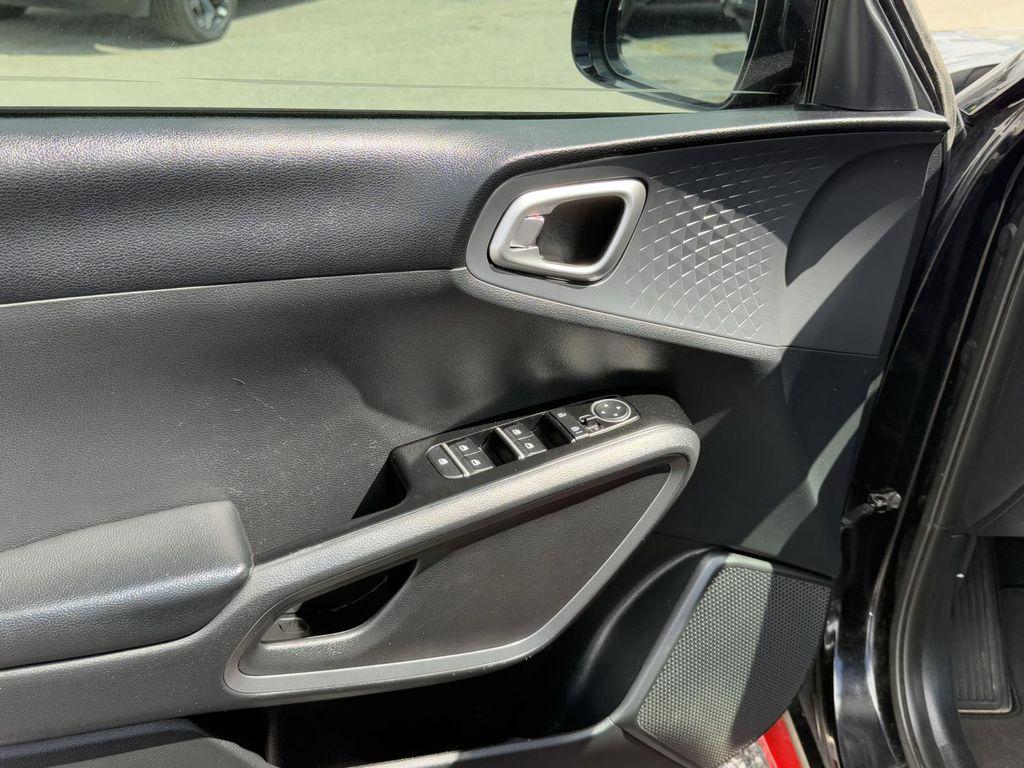 used 2020 Kia Soul car, priced at $6,000