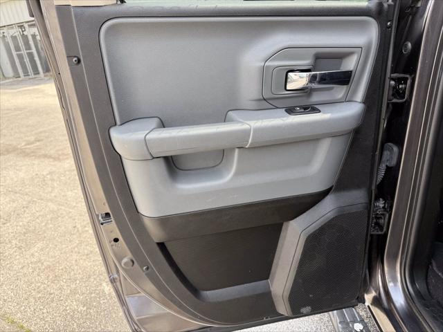 used 2020 Ram 1500 Classic car, priced at $22,000