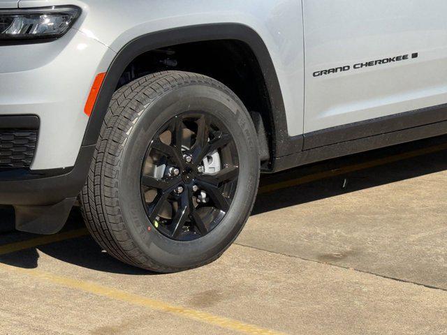 new 2025 Jeep Grand Cherokee L car, priced at $35,684