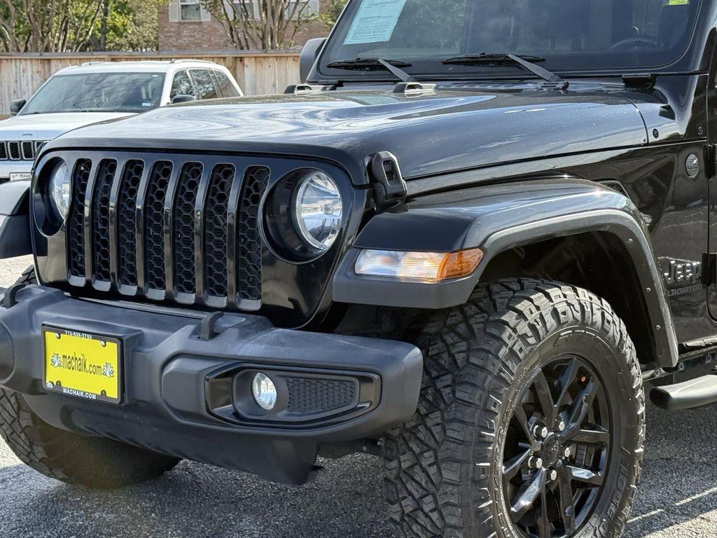 used 2022 Jeep Gladiator car, priced at $27,500