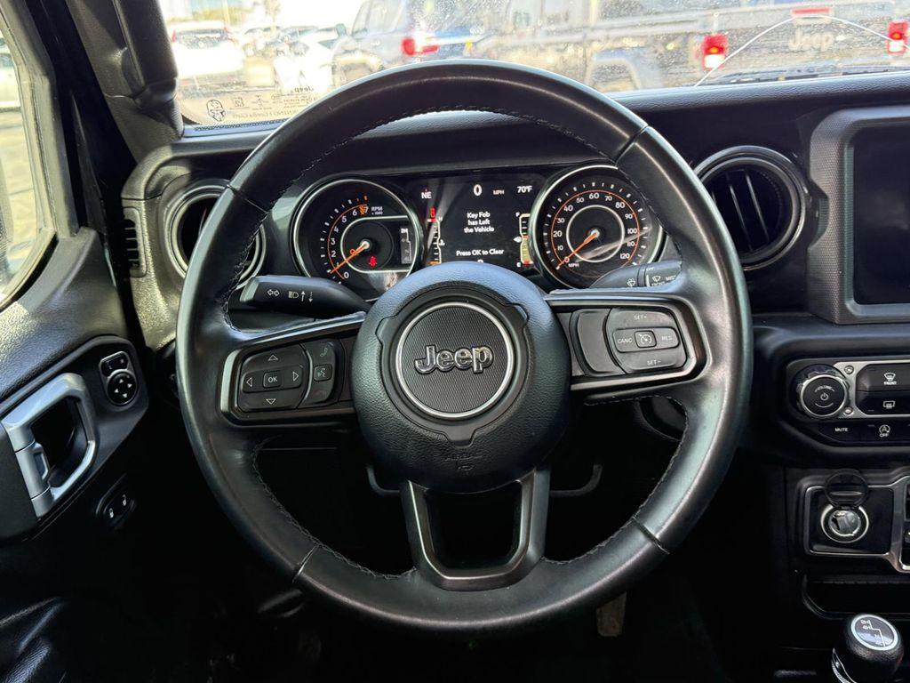 used 2022 Jeep Gladiator car, priced at $27,500