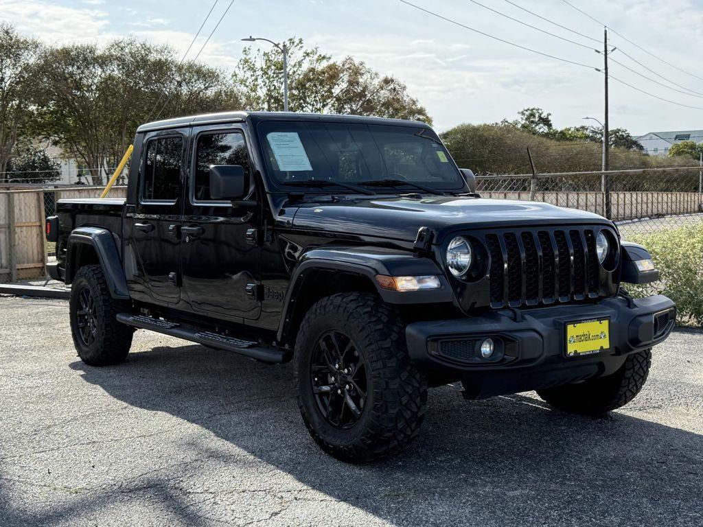 used 2022 Jeep Gladiator car, priced at $27,500