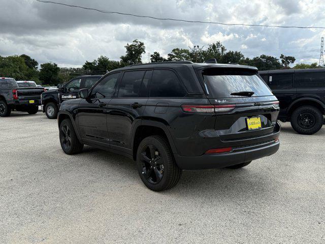 new 2025 Jeep Grand Cherokee car, priced at $35,492