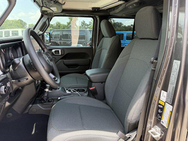 new 2025 Jeep Wrangler car, priced at $32,818
