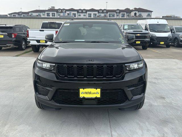 new 2024 Jeep Grand Cherokee car, priced at $37,740