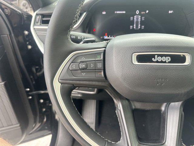 new 2024 Jeep Grand Cherokee car, priced at $37,740