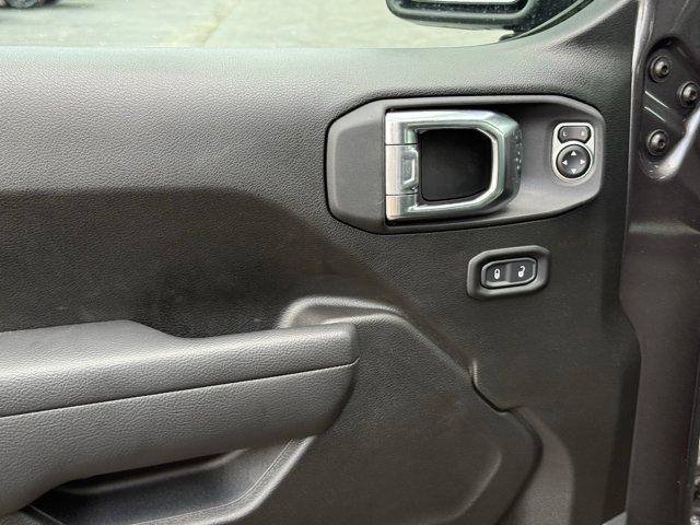 new 2025 Jeep Wrangler car, priced at $36,766