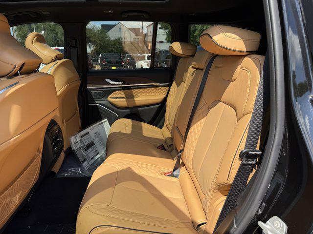 new 2025 Jeep Grand Cherokee car, priced at $54,114