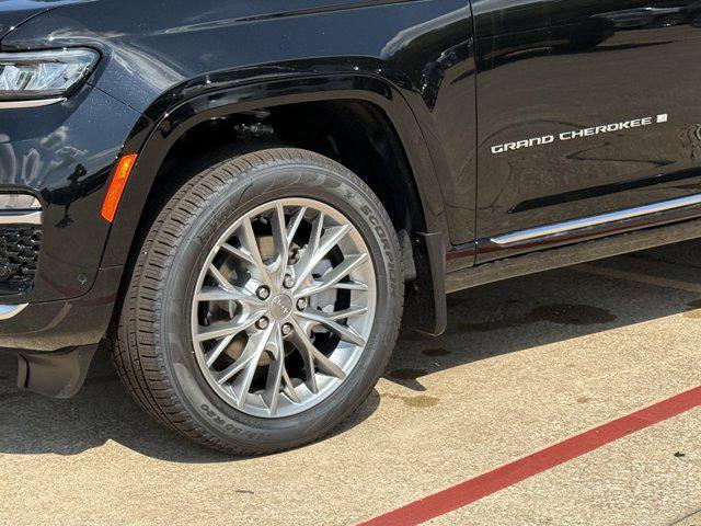 new 2025 Jeep Grand Cherokee car, priced at $54,114