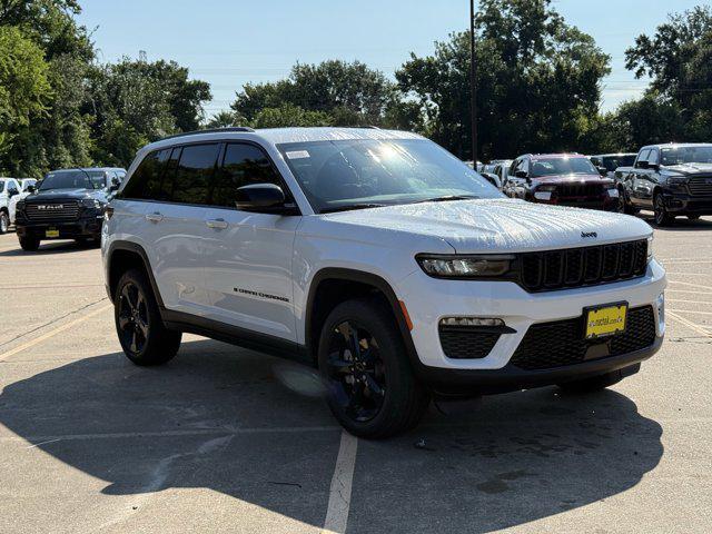 new 2025 Jeep Grand Cherokee car, priced at $42,124