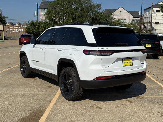 new 2025 Jeep Grand Cherokee car, priced at $42,124