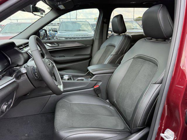 new 2025 Jeep Grand Cherokee L car, priced at $39,385