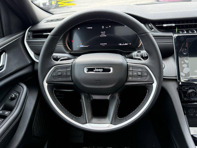 new 2025 Jeep Grand Cherokee L car, priced at $39,385