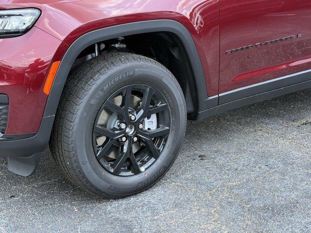 new 2025 Jeep Grand Cherokee L car, priced at $39,385