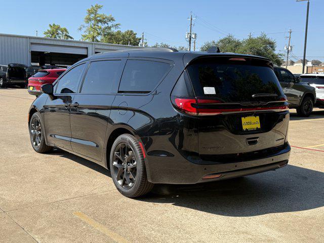 new 2026 Chrysler Pacifica car, priced at $47,824