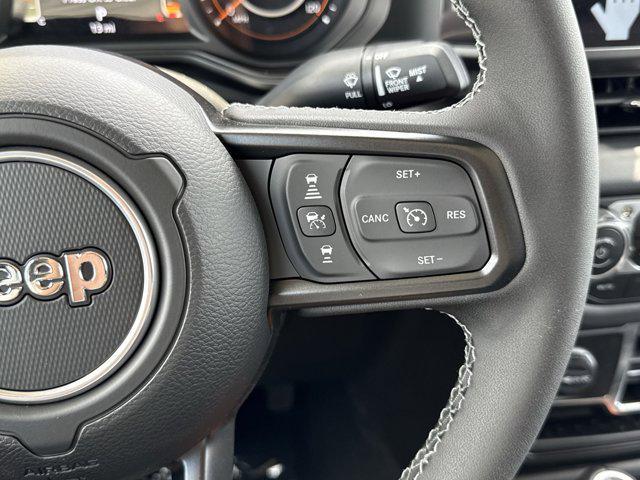 new 2025 Jeep Gladiator car, priced at $37,950