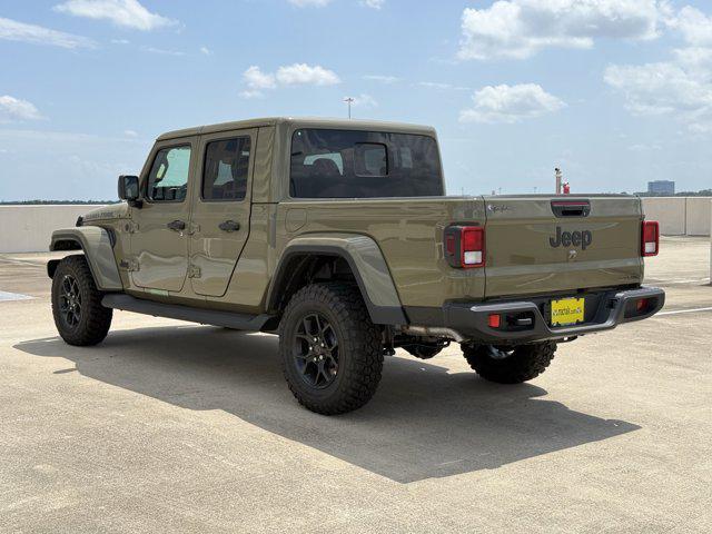 new 2025 Jeep Gladiator car, priced at $37,950