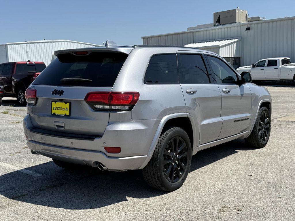 used 2018 Jeep Grand Cherokee car, priced at $17,250