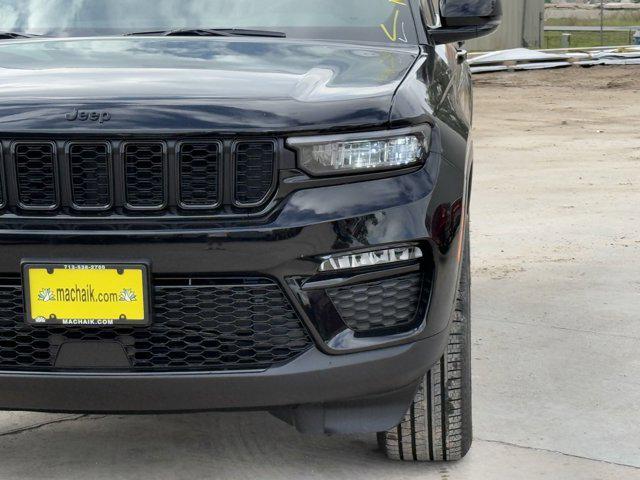 new 2025 Jeep Grand Cherokee car, priced at $40,191