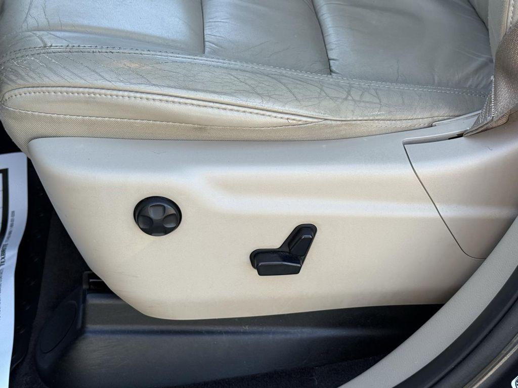 used 2015 Jeep Grand Cherokee car, priced at $13,500