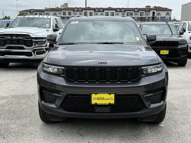 new 2025 Jeep Grand Cherokee car, priced at $35,905