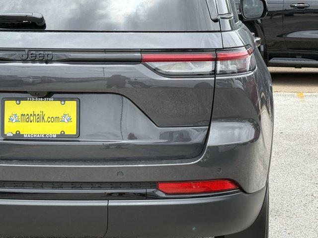 new 2025 Jeep Grand Cherokee car, priced at $35,905