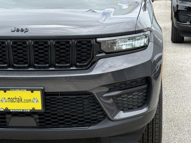 new 2025 Jeep Grand Cherokee car, priced at $35,905