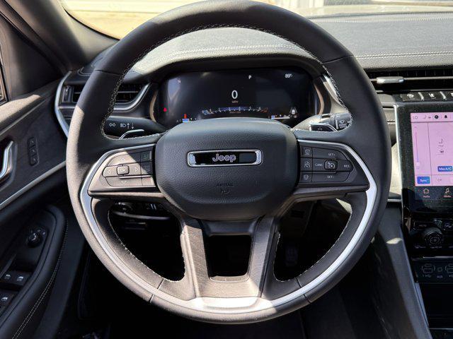 new 2025 Jeep Grand Cherokee car, priced at $41,644