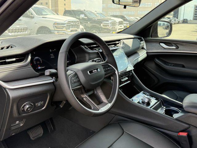 new 2025 Jeep Grand Cherokee car, priced at $40,742
