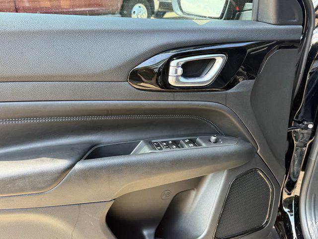 new 2026 Jeep Compass car, priced at $30,647