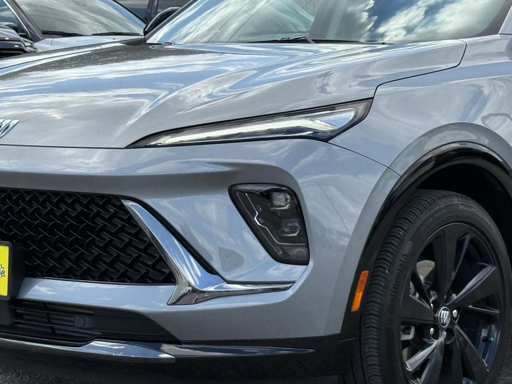 used 2024 Buick Envision car, priced at $29,750