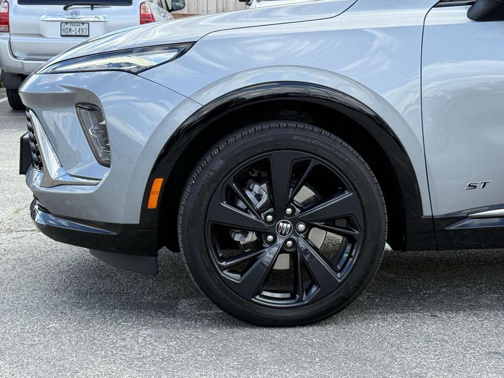 used 2024 Buick Envision car, priced at $29,750