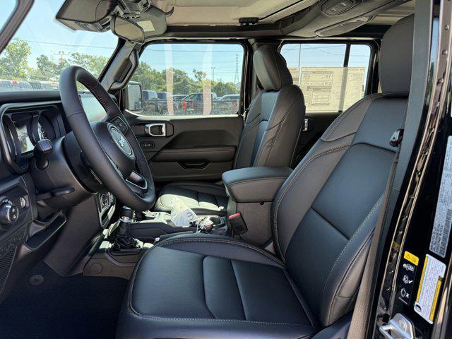 new 2025 Jeep Gladiator car, priced at $37,950