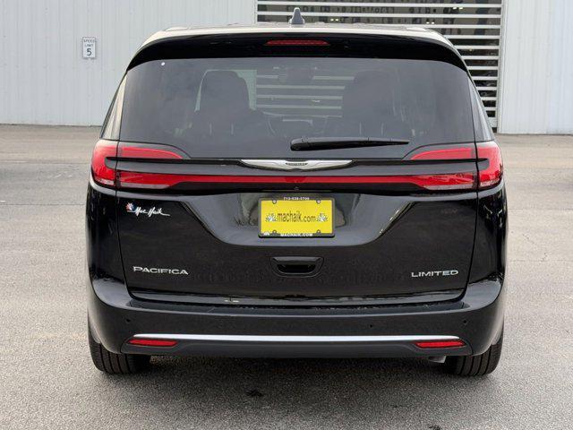 new 2024 Chrysler Pacifica car, priced at $38,374