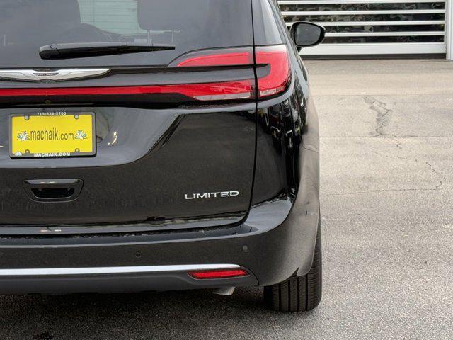 new 2024 Chrysler Pacifica car, priced at $38,374