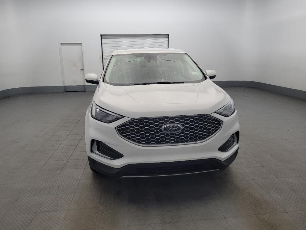 used 2024 Ford Edge car, priced at $25,095