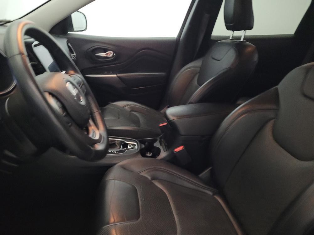 used 2019 Jeep Cherokee car, priced at $21,295