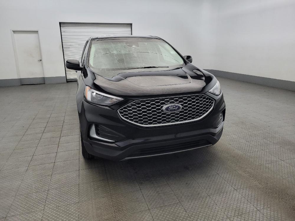 used 2024 Ford Edge car, priced at $24,595