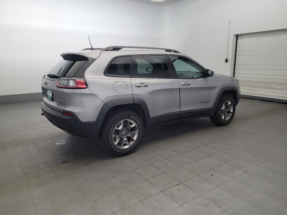 used 2019 Jeep Cherokee car, priced at $21,795