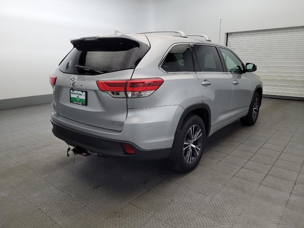 used 2017 Toyota Highlander car, priced at $22,495