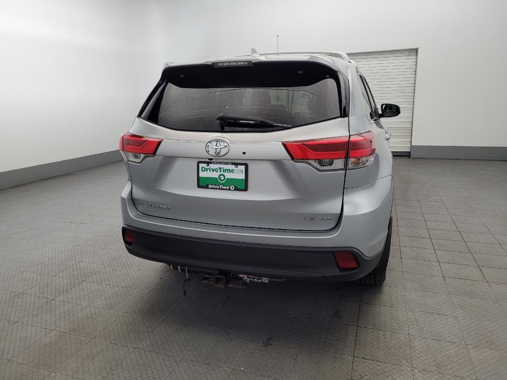 used 2017 Toyota Highlander car, priced at $22,495