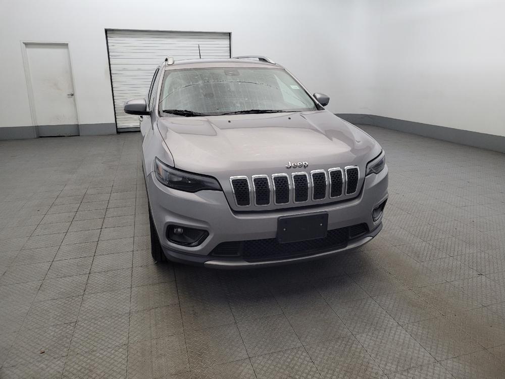 used 2020 Jeep Cherokee car, priced at $21,195